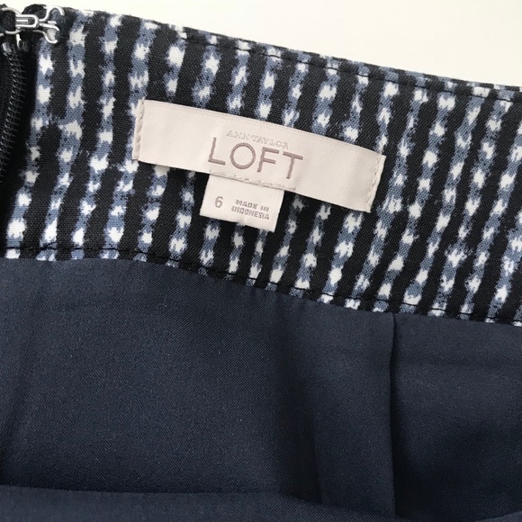 Blue cotton skirt - The Loft size 6 - Picture 2 of 3